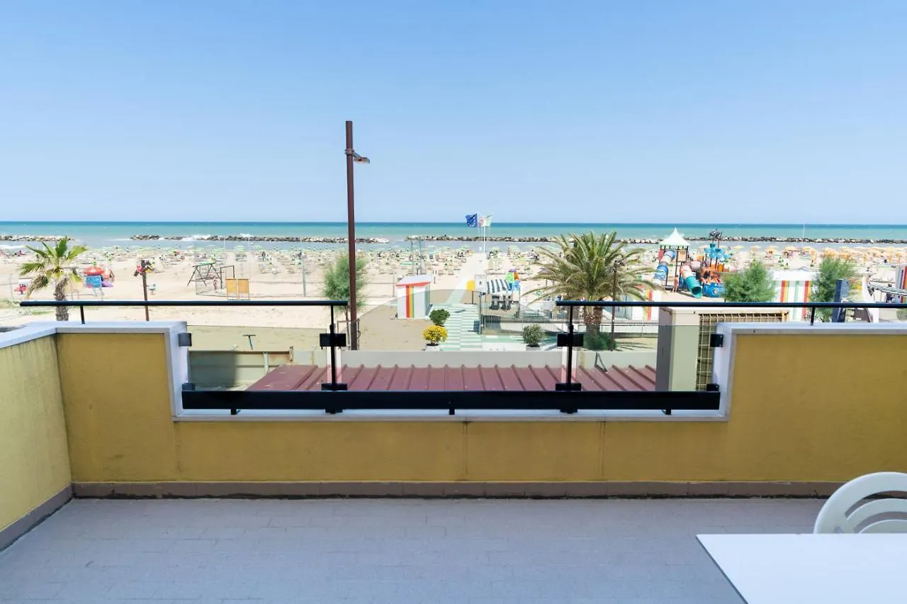 Appartamenti Montmartre Rimini 0*,