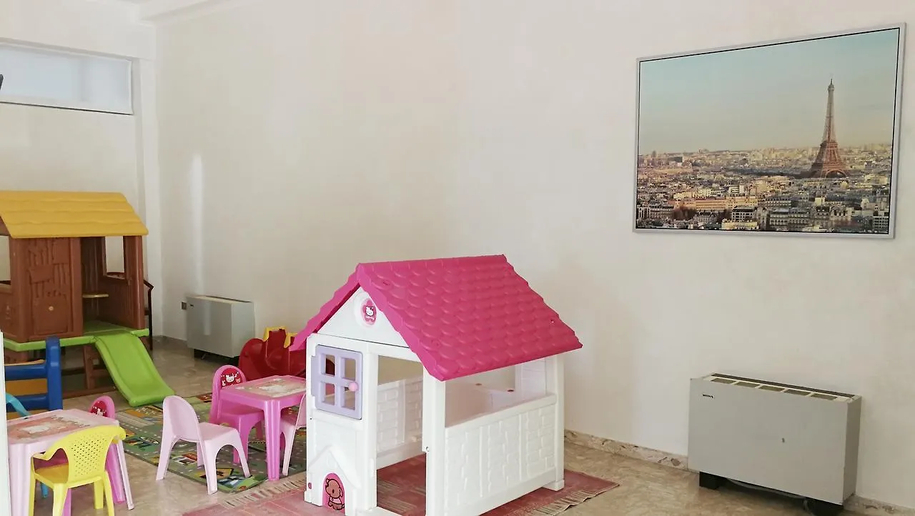 Appartamenti Montmartre Rimini Aparthotel
